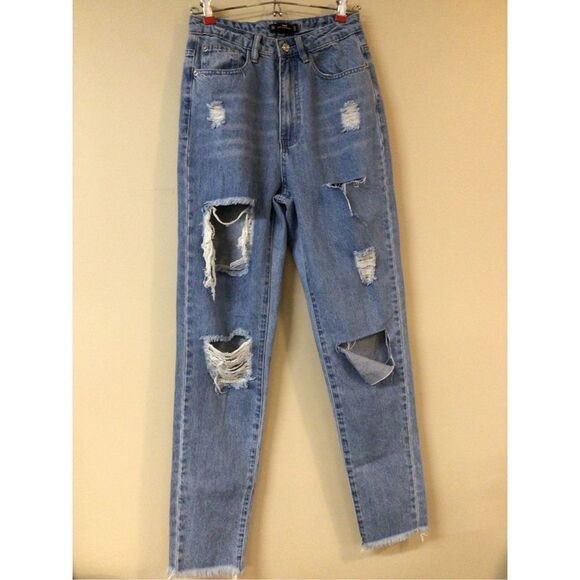 NWOT Missguided Riot High Rise Mom Jean Destroyed Distressed Size 4L - Picture 10 of 12